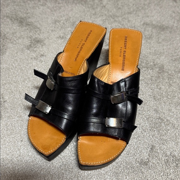 Robert Clergerie Black Leather Wedge Buckle Heel Size 10 - Picture 2 of 6